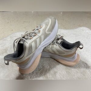 Adidas Alpha bounce + Running shoes, white peach for Women's Sneakers